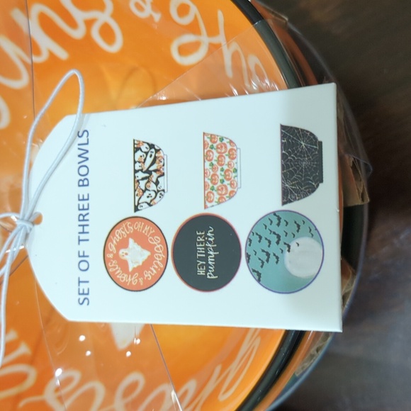 Halloween Set of 3 bowls - Picture 2 of 2